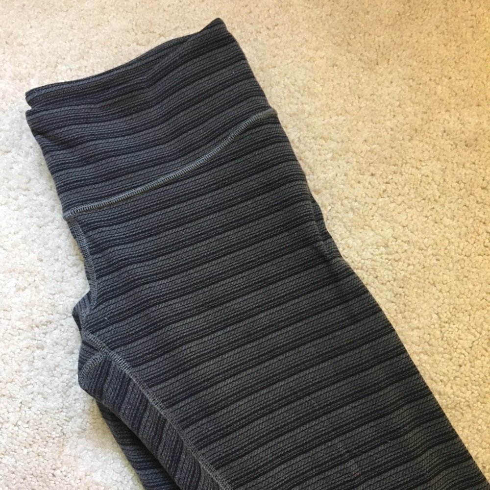 Lululemon grey and black striped crop legging